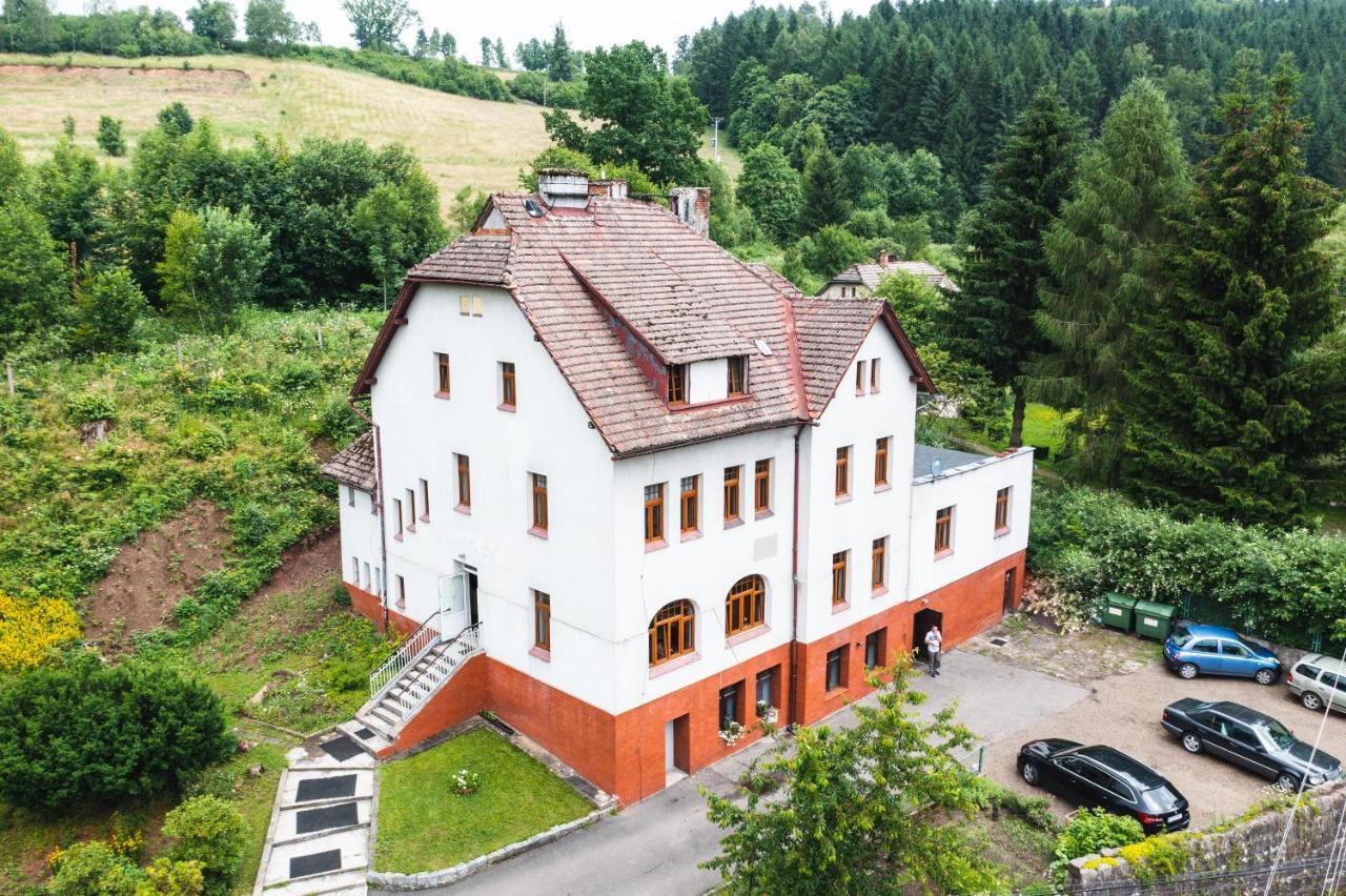 Hôtel Osrodek Wypoczynkowy Maria W Lewinie Klodzkim - Maria I à Lewin Klodzki Extérieur photo