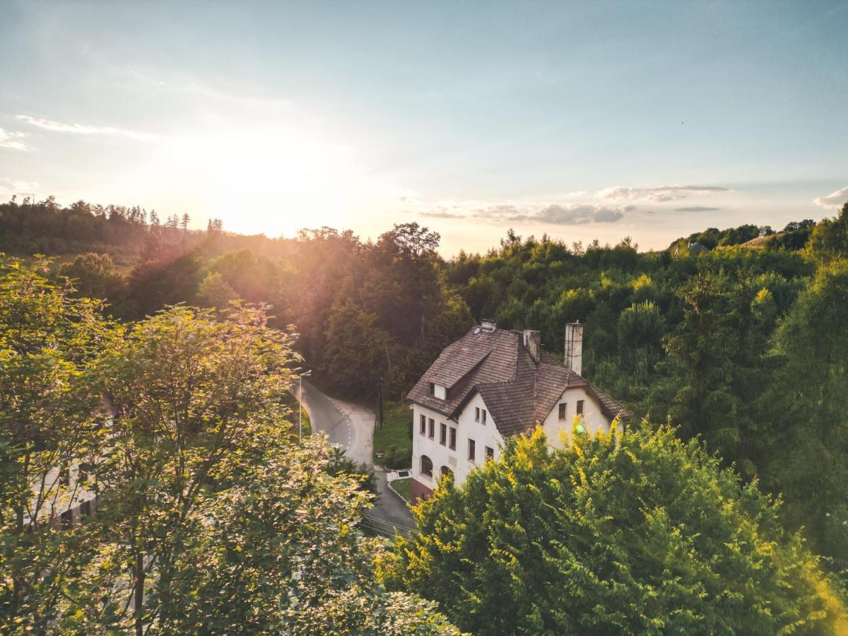 Hôtel Osrodek Wypoczynkowy Maria W Lewinie Klodzkim - Maria I à Lewin Klodzki Extérieur photo